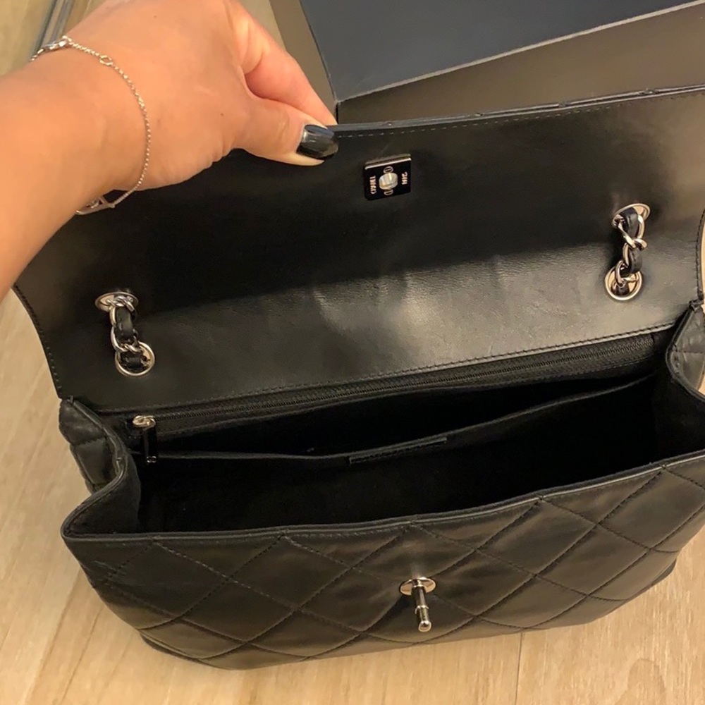 ❌SOLD❌ Chanel Business Flap Bag - Picture 5 of 8